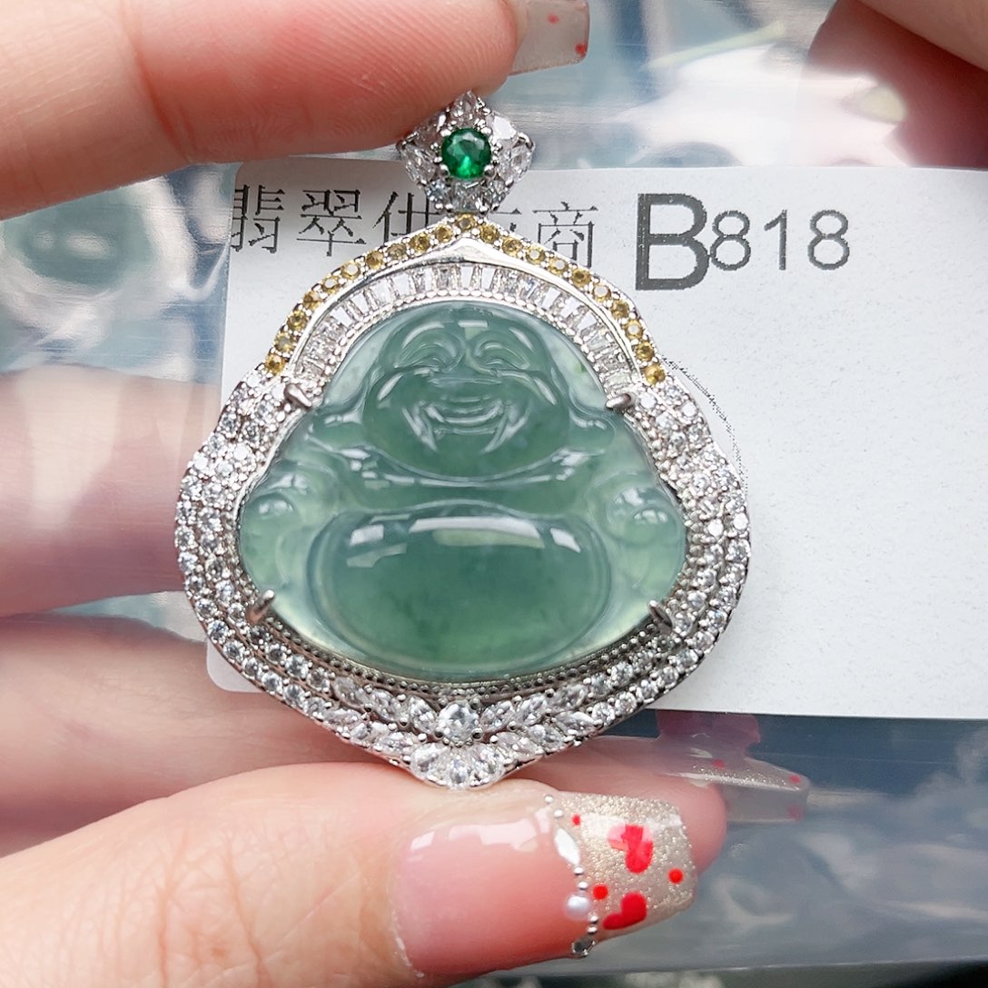 翡翠颈饰未镶嵌翡翠818
