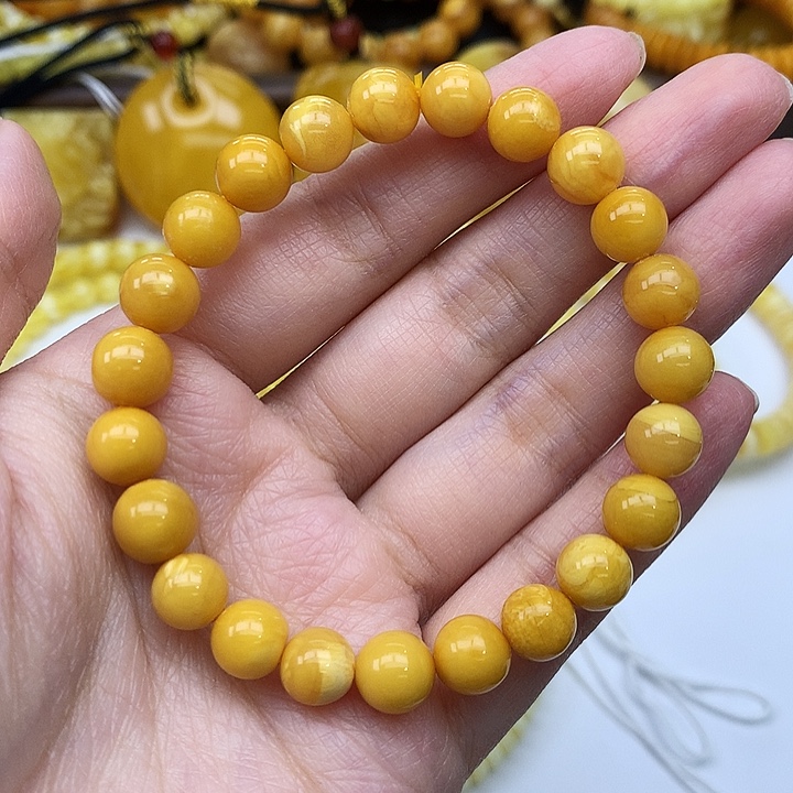 蜜蜡未镶嵌珠宝奇石