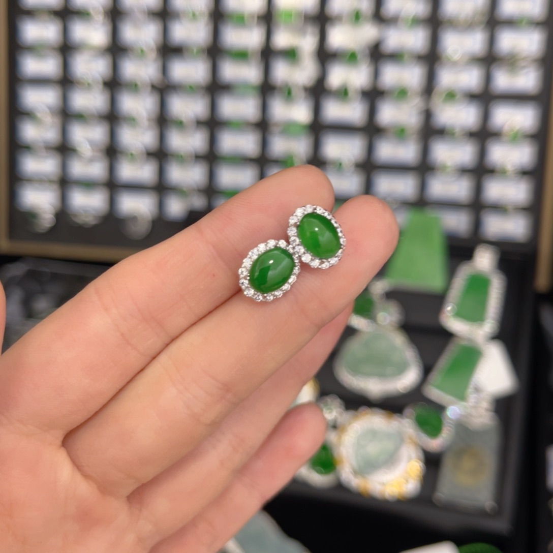 翡翠戒指银S925镶嵌翡翠耳钉