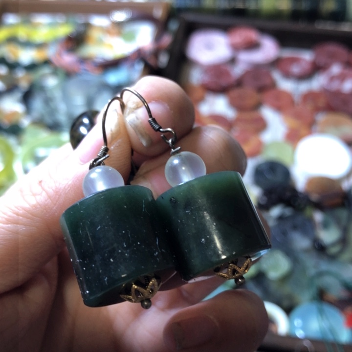 岫玉岫玉耳环未镶嵌