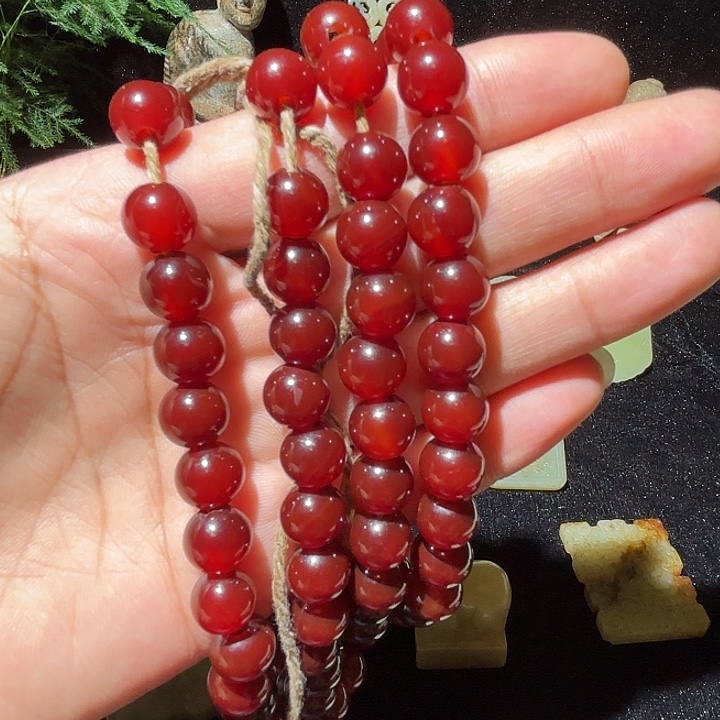 朝***拾和田玉（糖玉）未镶嵌颈饰