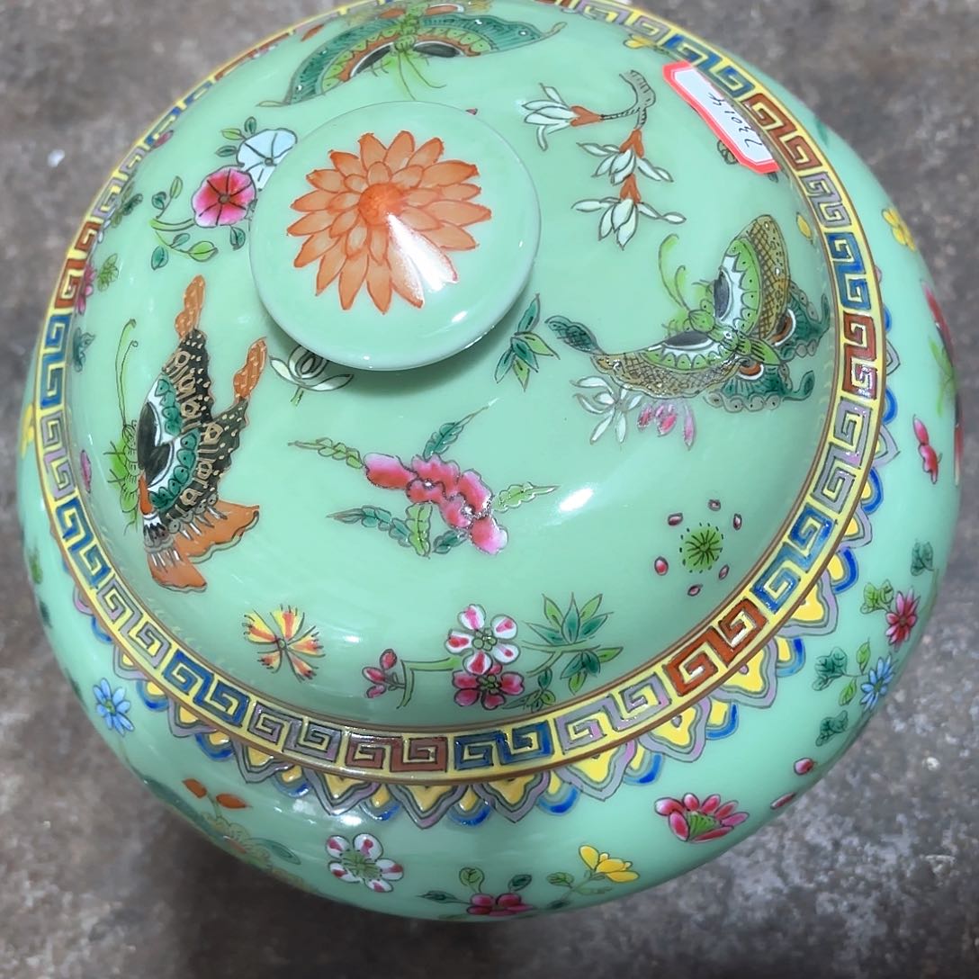 摆件苗**班精品陶瓷工艺美术品摆件