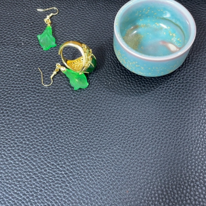 沉***默陶碗大哥你好啊谢谢你们一直