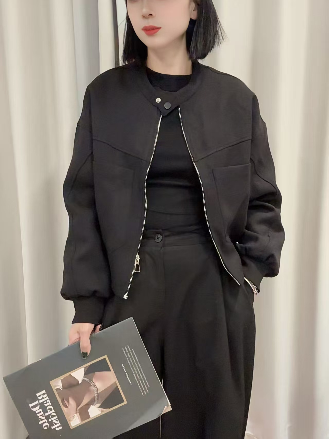短款女宽松型厚款秋冬季短外套韩版设计师气质黑色小香风网红