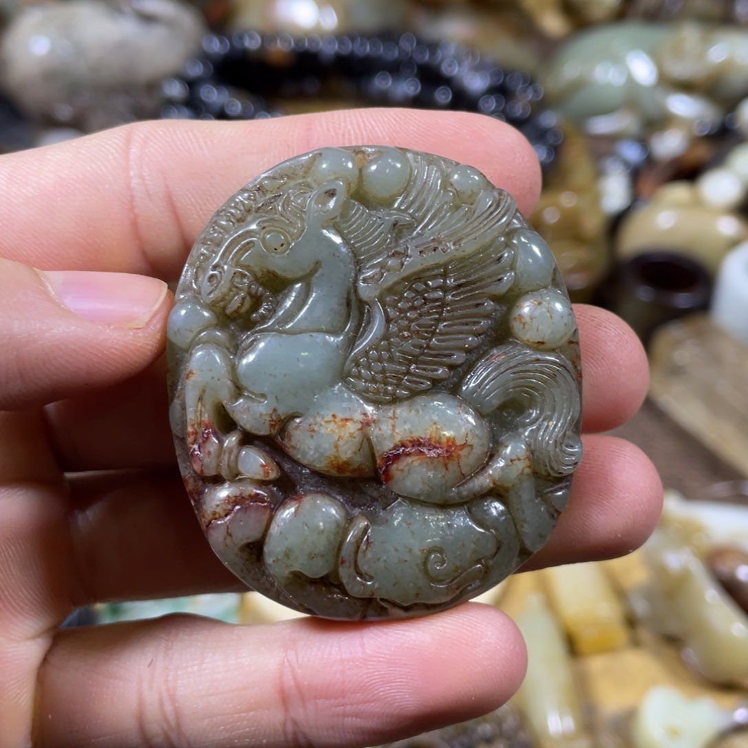 和田玉吊坠(不含链)足铂镶嵌