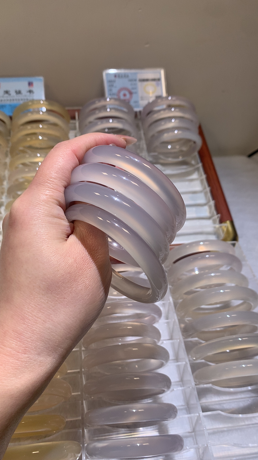 马料浅灰冰色玛瑙送女友轻奢高档礼品