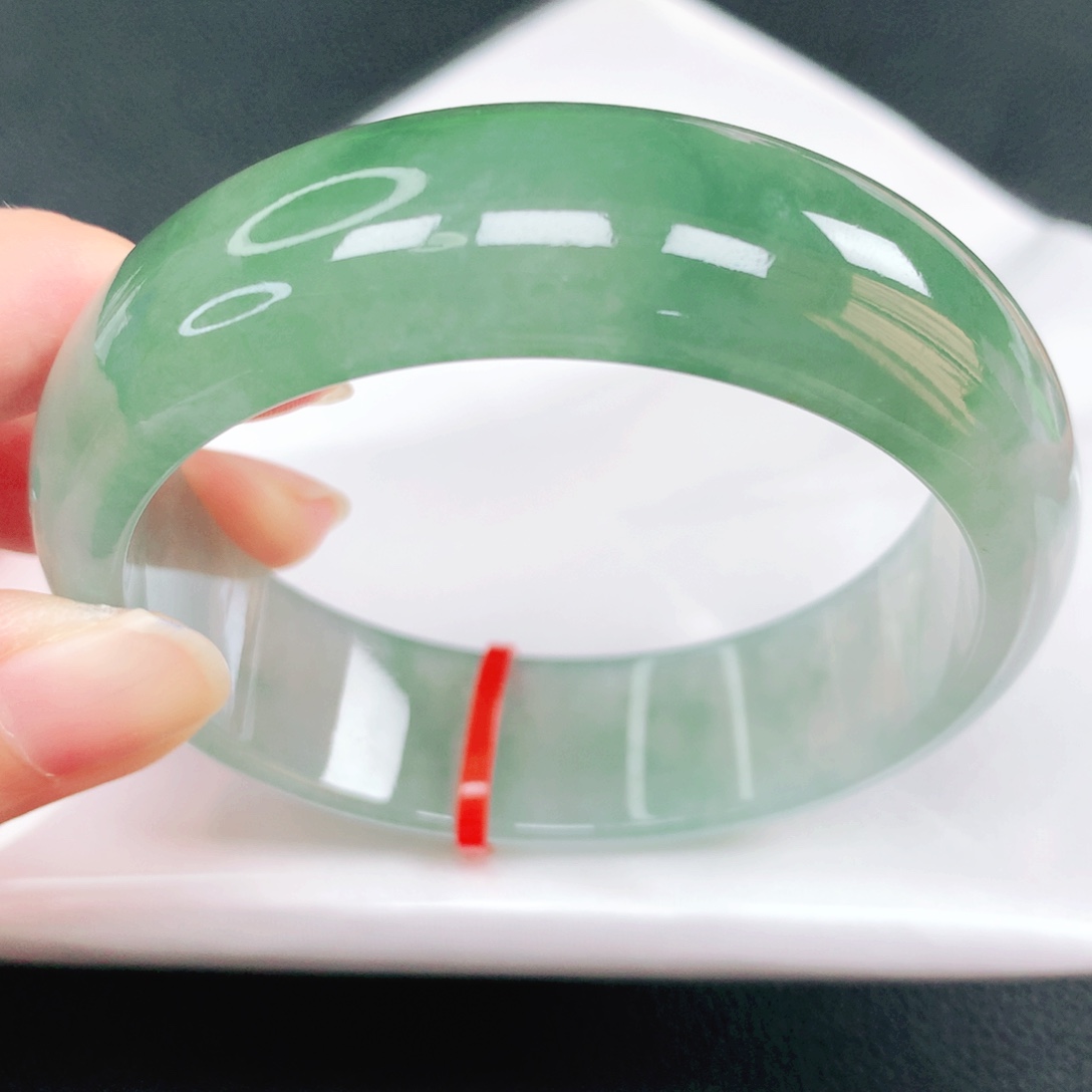 翡翠未镶嵌手镯58圈