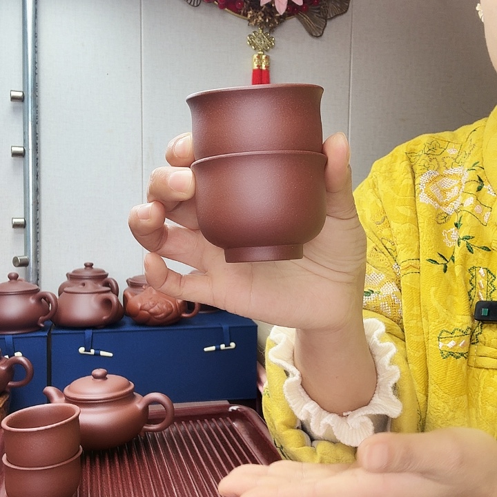 人***品紫砂茶壶底槽清小杯2个