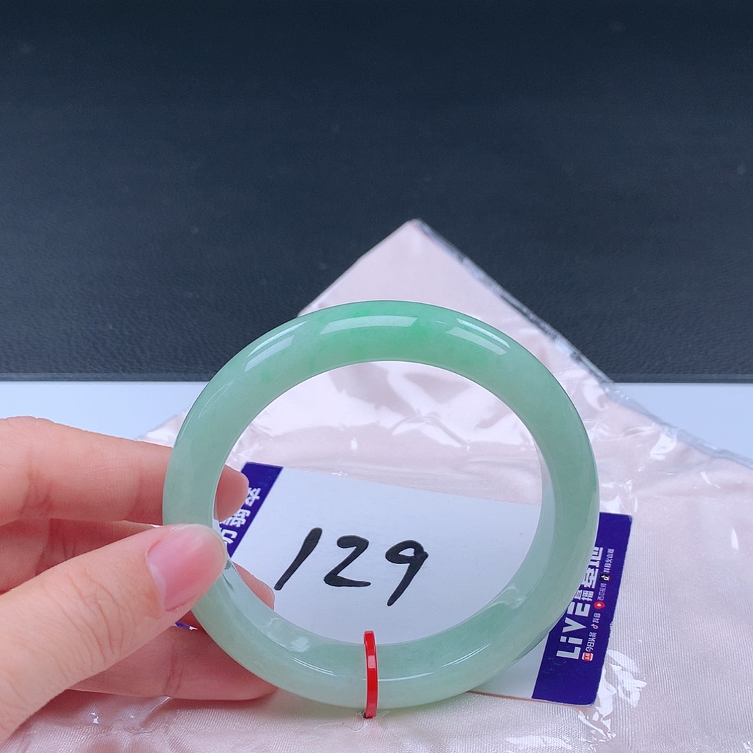 翡翠手镯未镶嵌手镯001842