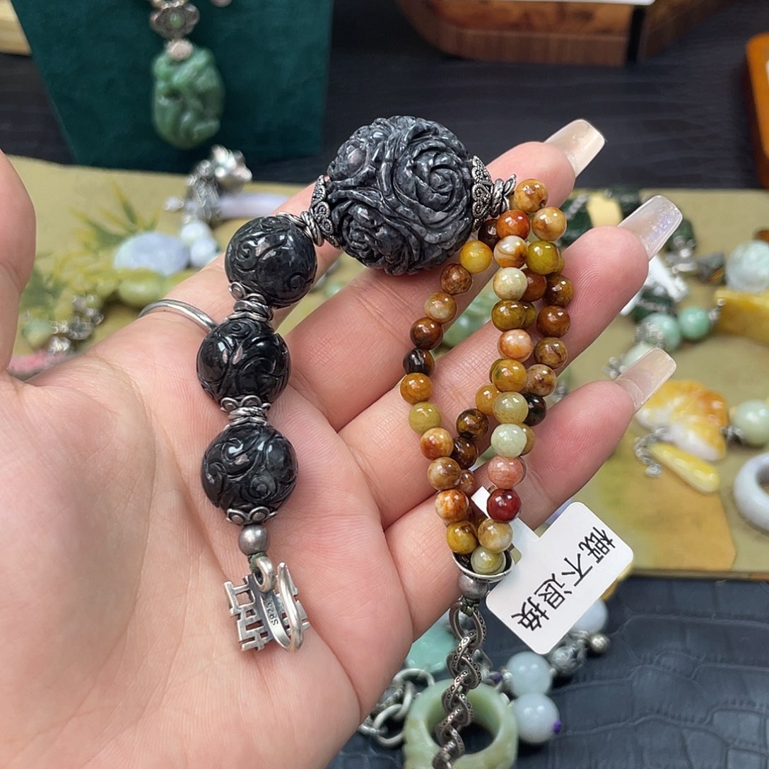 未镶嵌手链翡翠佩*