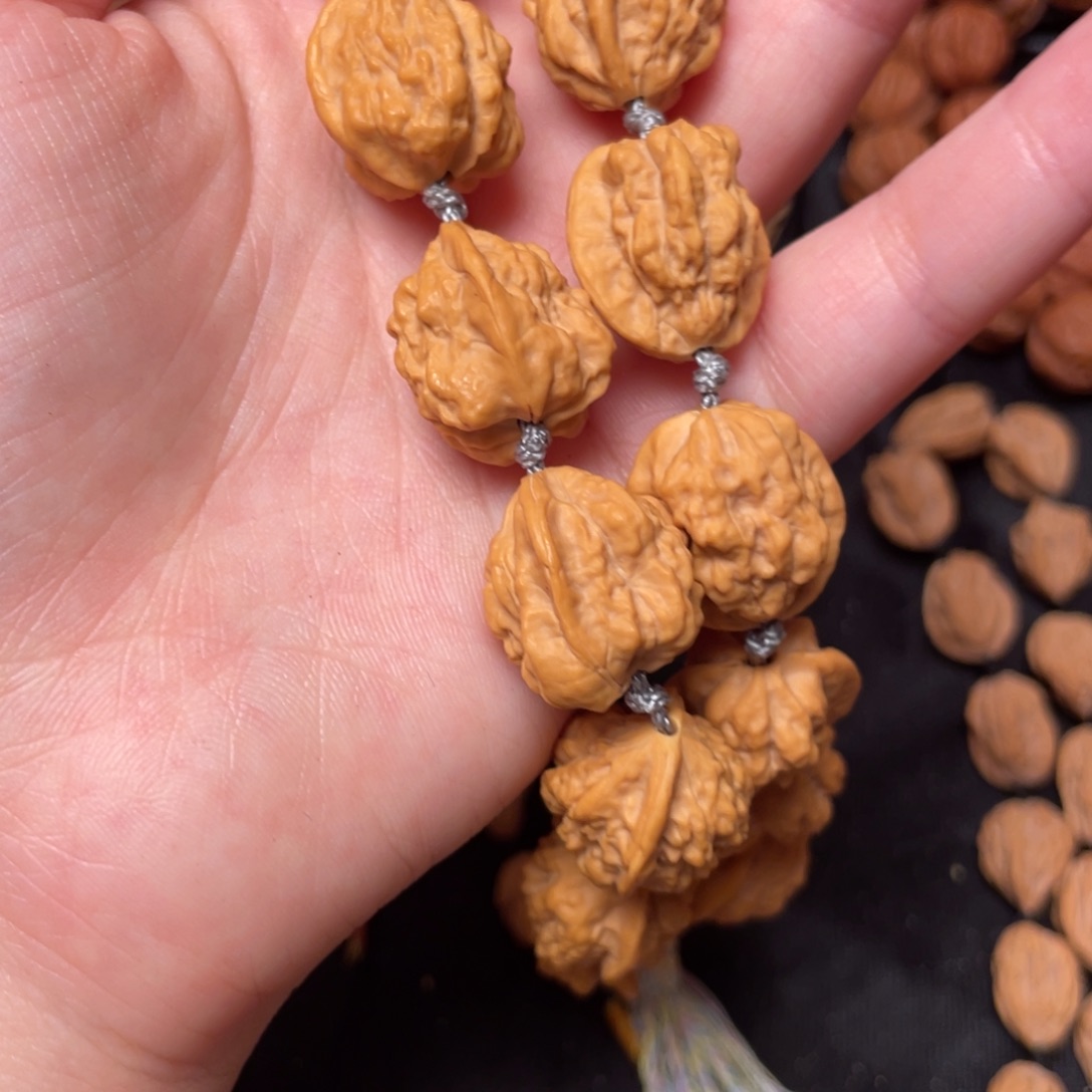 Y***p吊坠文玩核桃蛤蟆