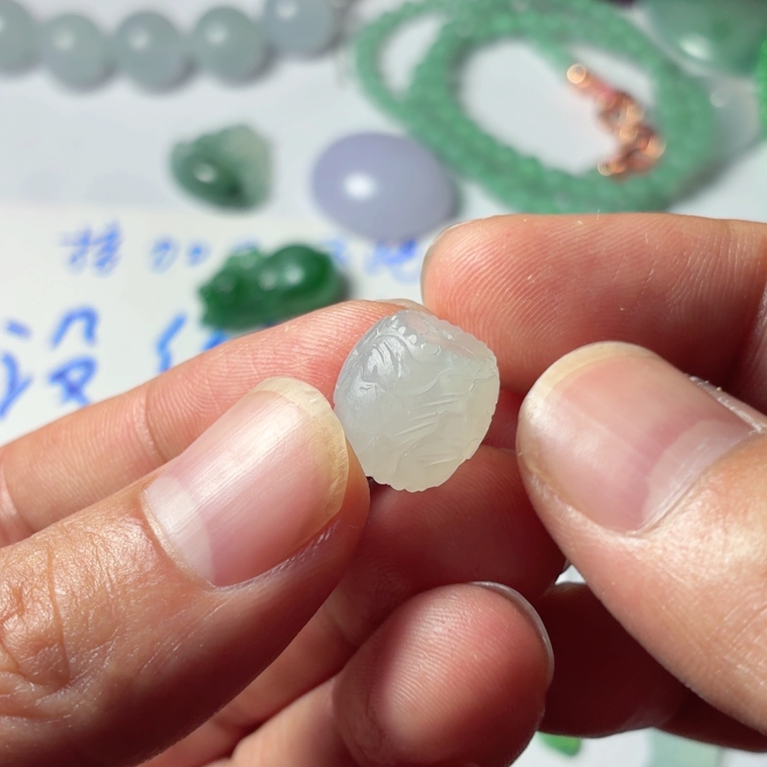 定制翡翠未镶嵌包工