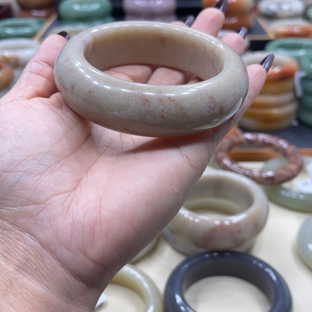 石英质玉手镯合金