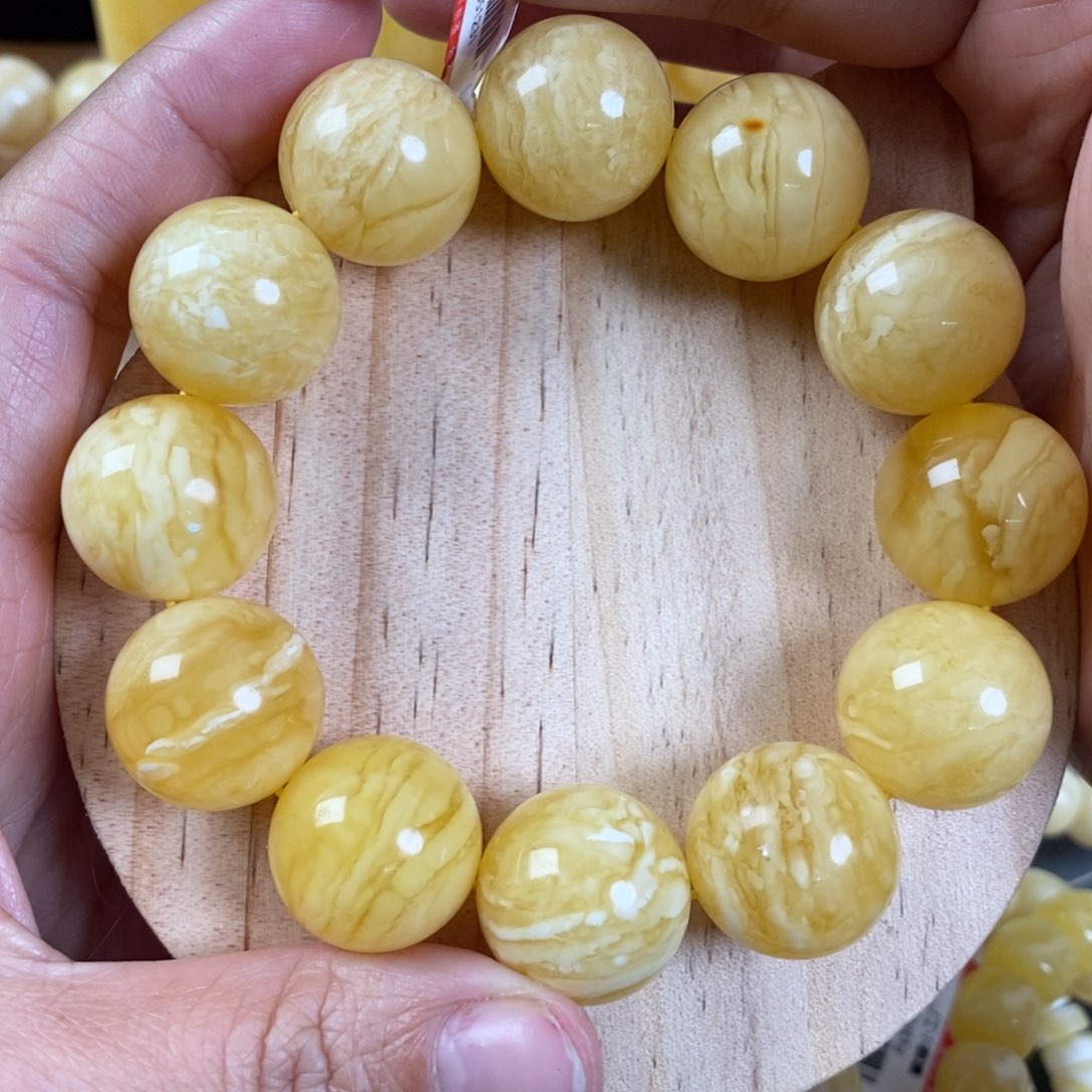 蜜蜡裸石未镶嵌18➕微瑕