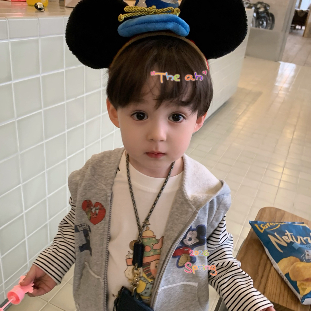 赫一童品【300-380】AH26春新款卫衣卫裤T恤牛仔裤衬衣外套