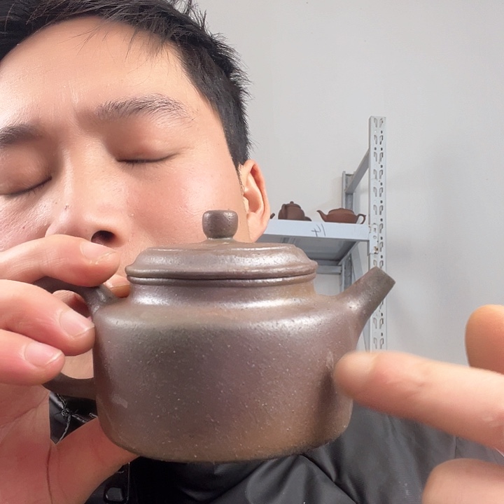 紫砂茶壶处理一把