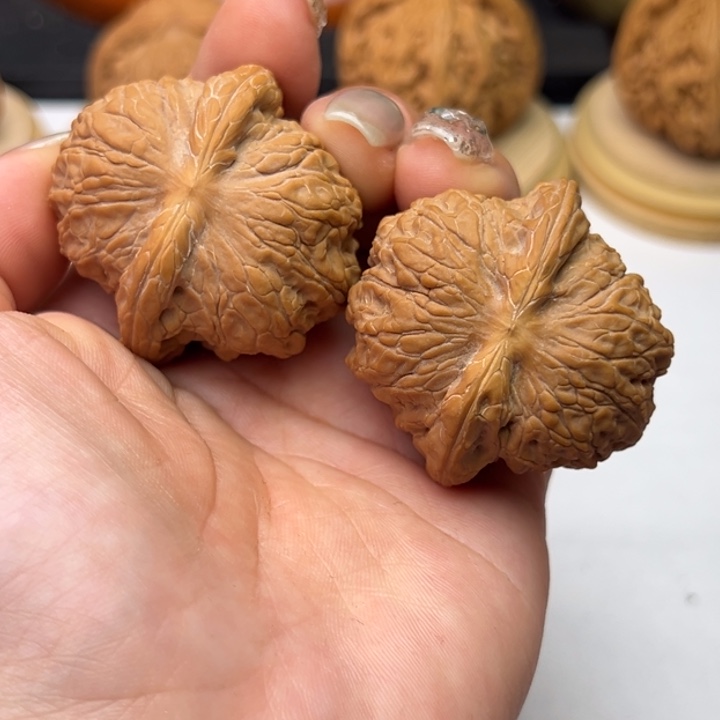 文玩核桃吊坠静40血麒麟