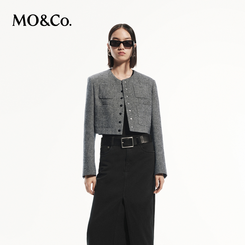 【陈嘉尔专属】MOCO秋绵羊毛精纺短款垫肩无领夹克外套MBD3JKT006