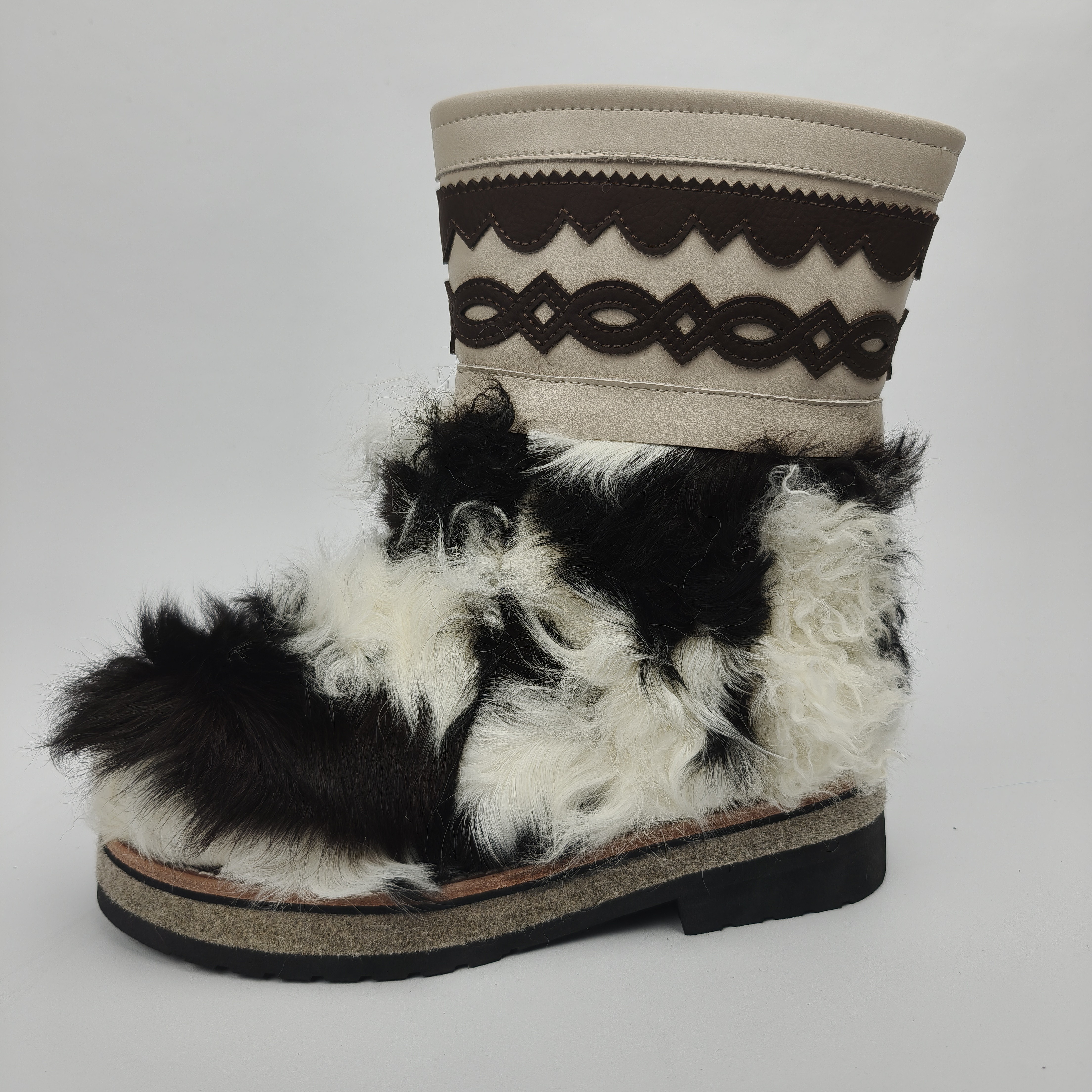 女士羊卷毛雪地靴真皮真毛制作真羊毛内里保暖防滑大棉靴子