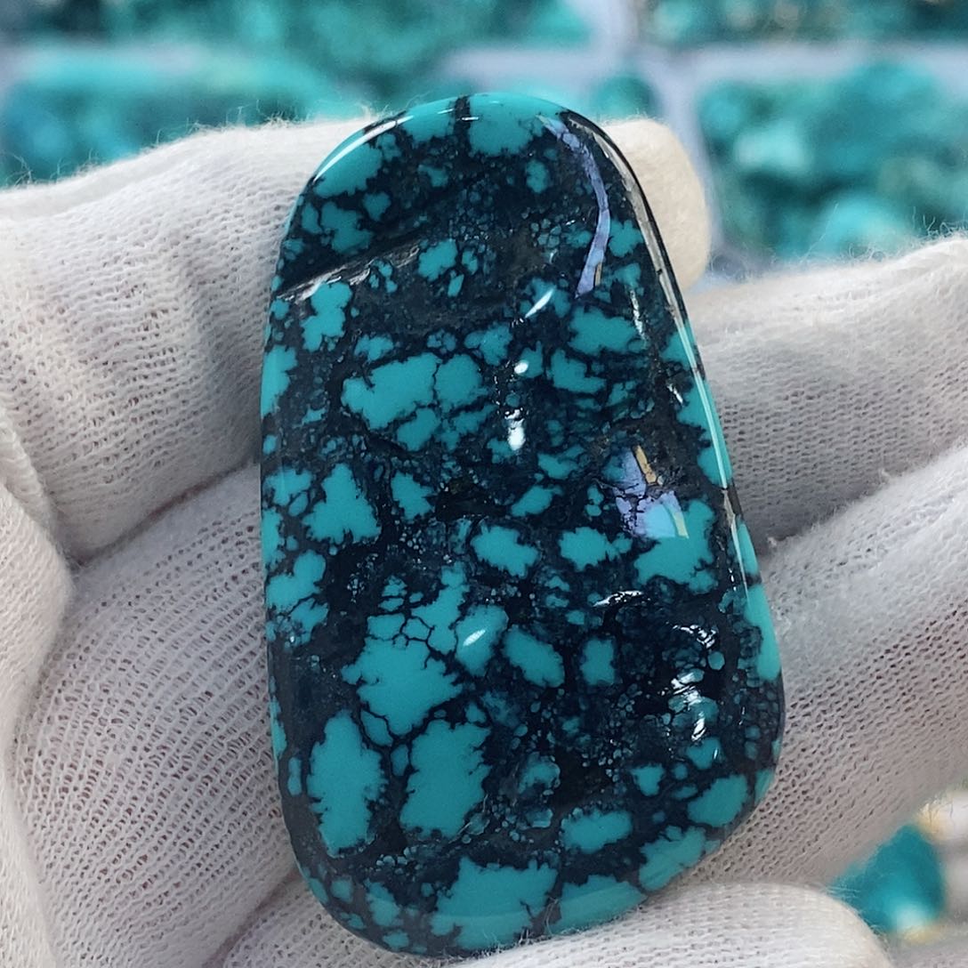 绿松石配饰未镶嵌