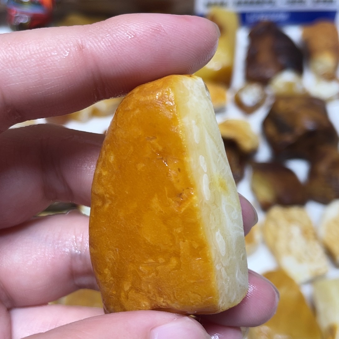 定制琥珀未镶嵌原矿琥珀