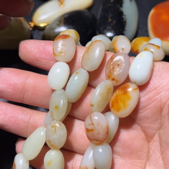 和田玉未镶嵌珠宝奇石