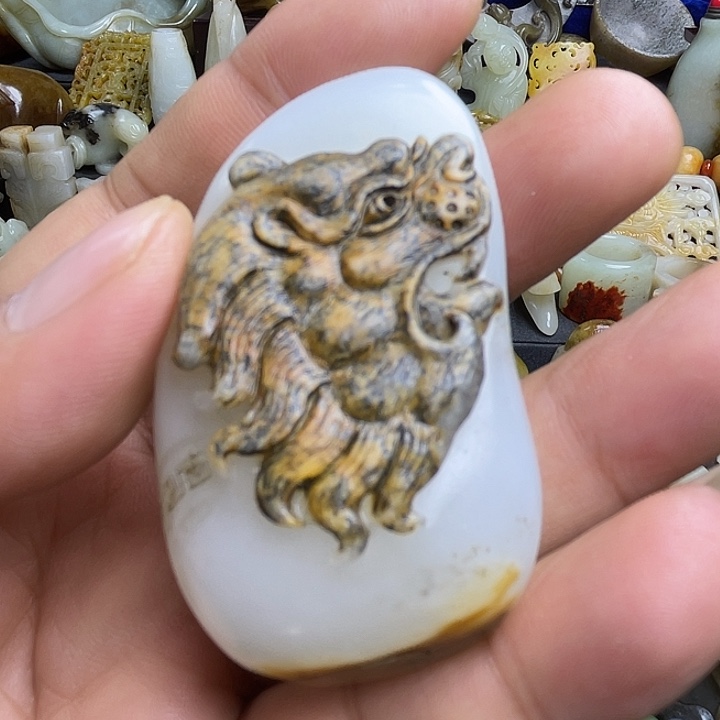 颈饰未镶嵌和田玉