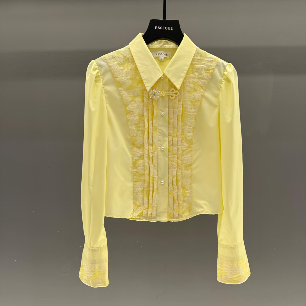 法式钉珠衬衣女秋冬韩版新款翻领长袖上衣洋气衬衫潮C9505