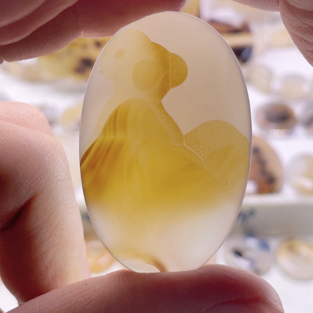 玛瑙/玉髓未镶嵌珠宝奇石