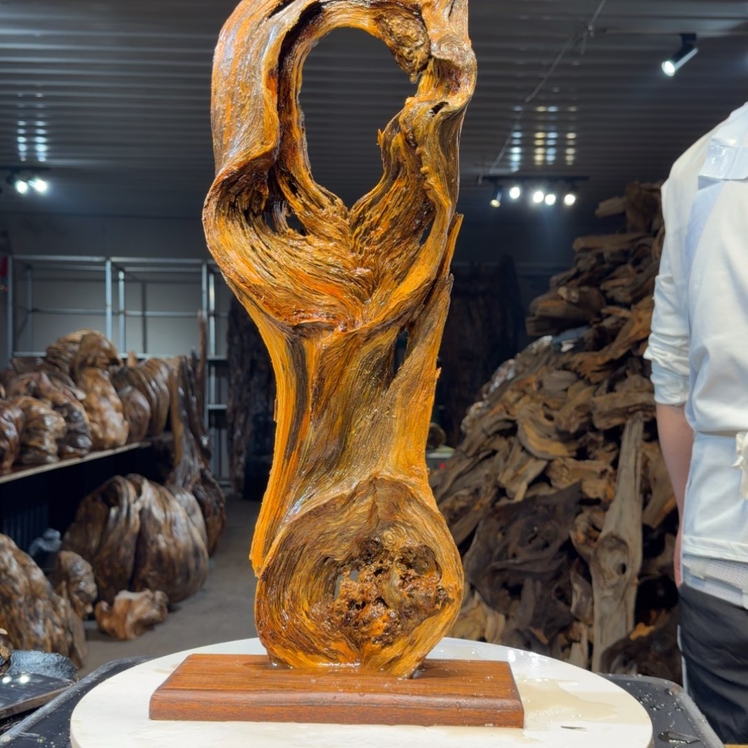 3***y木王一刀琥珀木摆件17