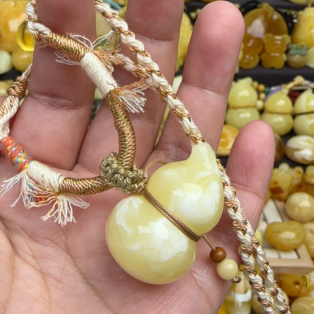 蜜蜡套链未镶嵌天然白蜜葫芦吊坠