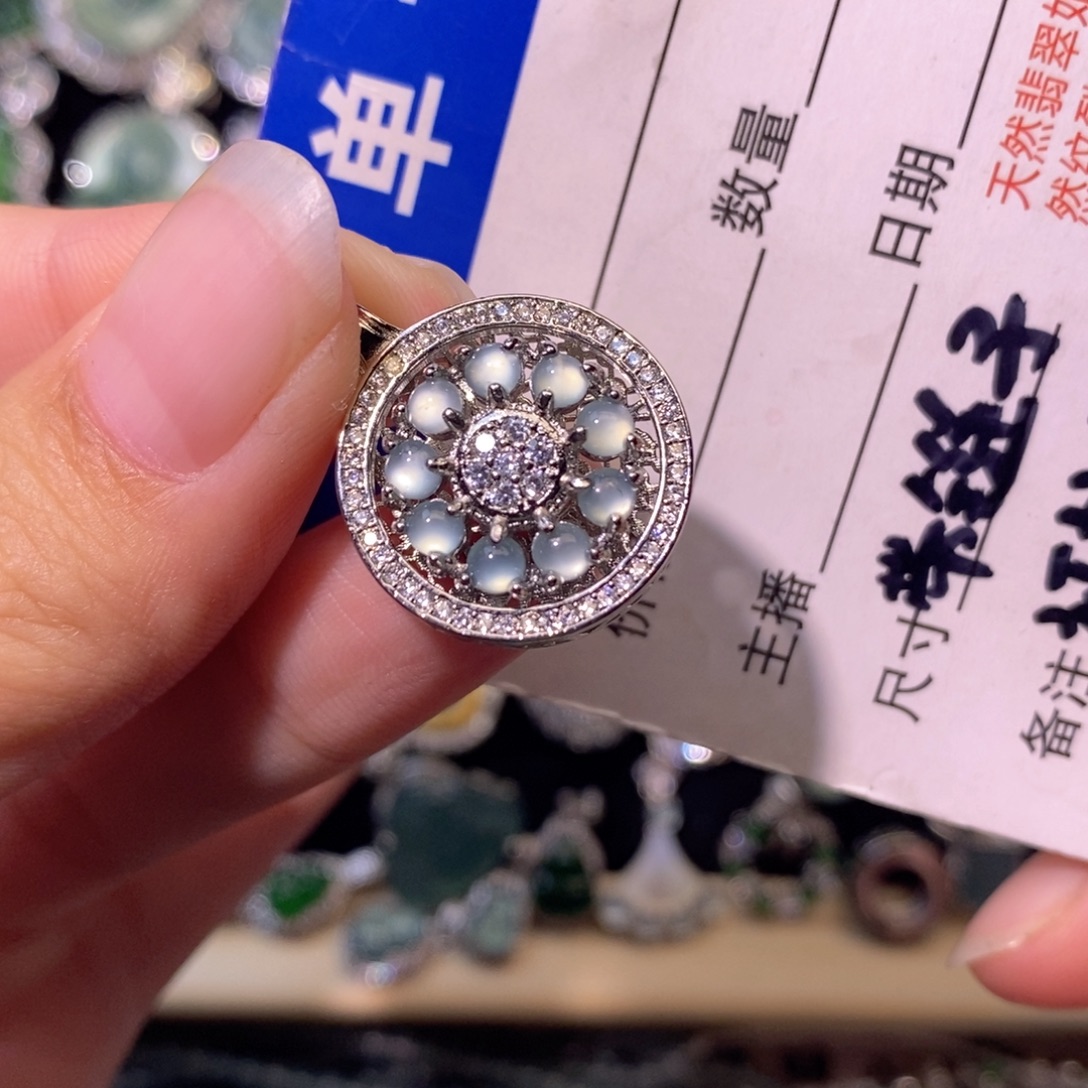 翡翠未镶嵌颈饰天然