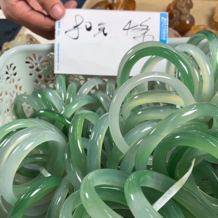 玛瑙/玉髓未镶嵌吊坠(不含链)