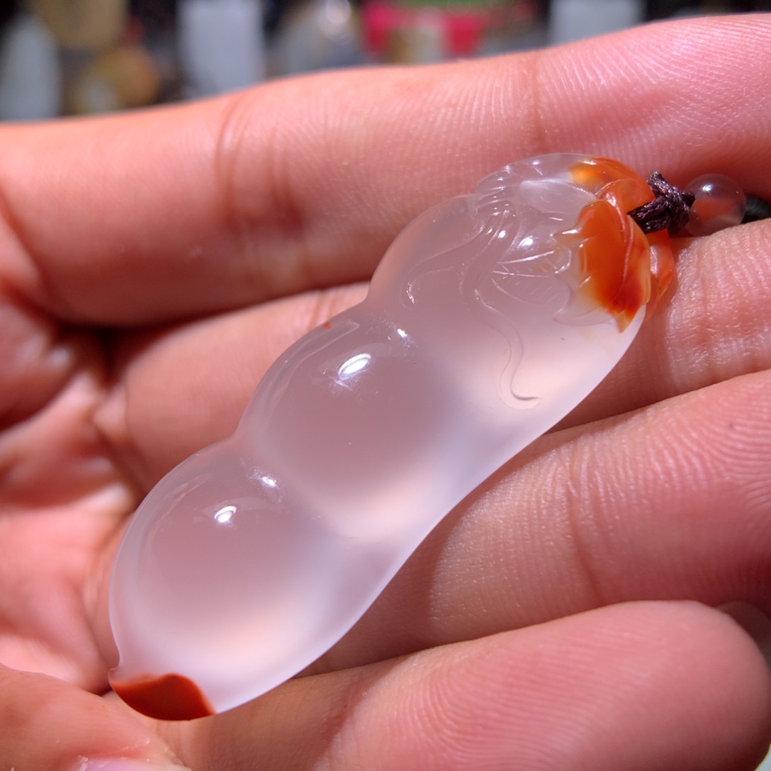 南红玛瑙未镶嵌颈饰