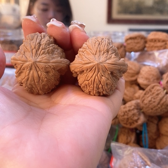 文玩核桃吊坠36暴雪有黄