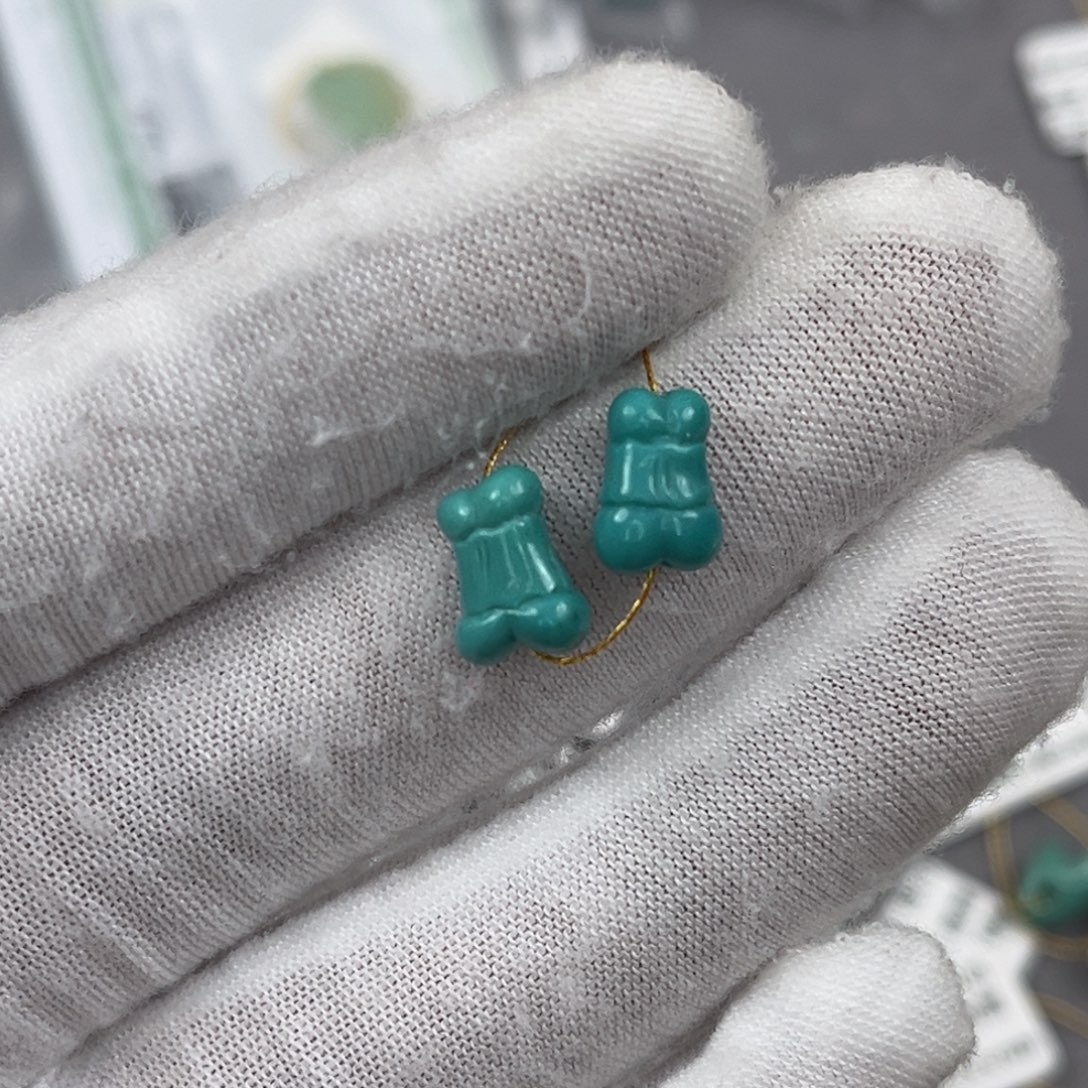 绿松石未镶嵌珠宝奇石编号142