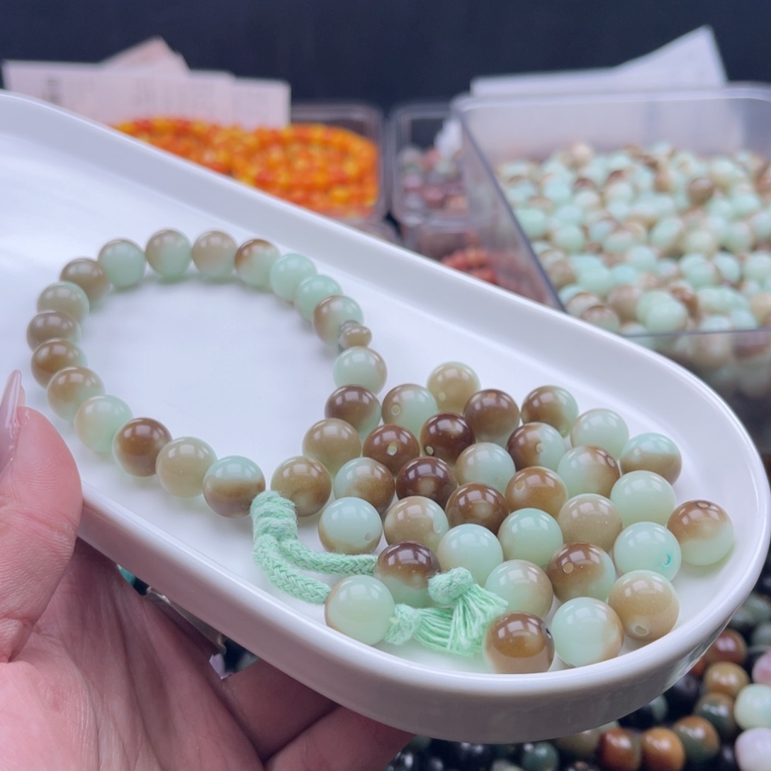 白玉菩提吊坠a12mm55颗。海盐巧克力
