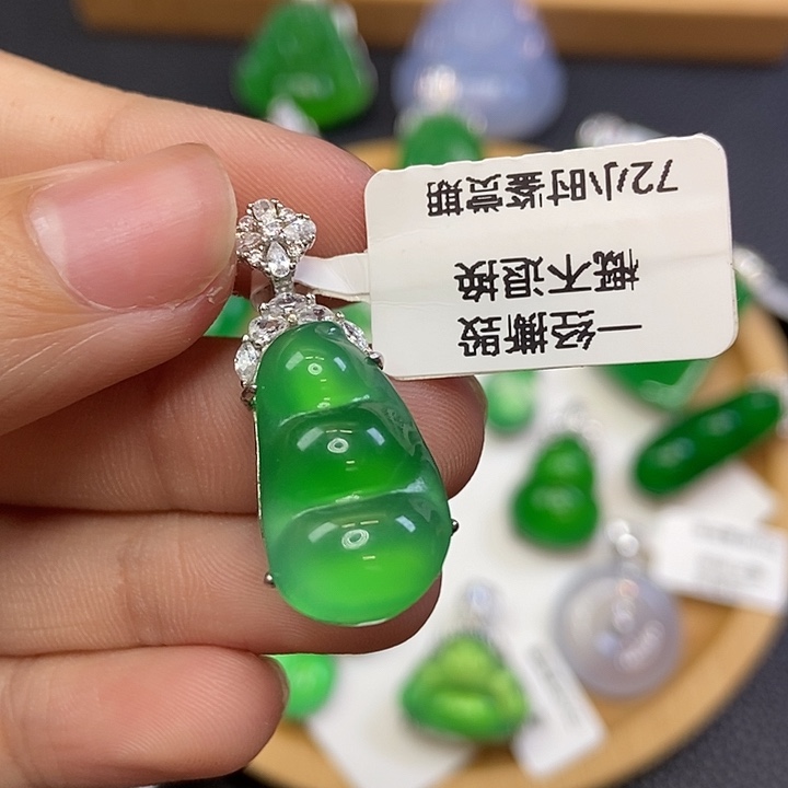 玛瑙/玉髓银S925镶嵌颈饰绿野仙踪福豆万能扣