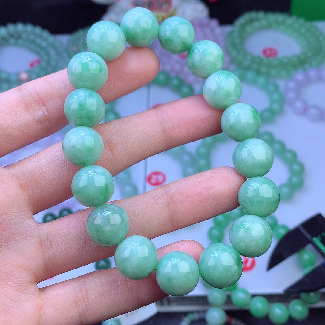 翡翠未镶嵌毛衣链