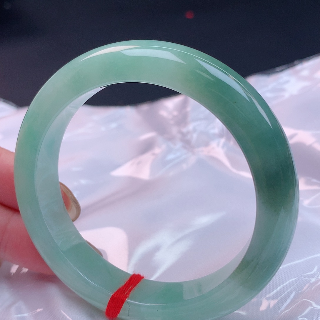 【闪购商品】未镶嵌手镯翡翠56+