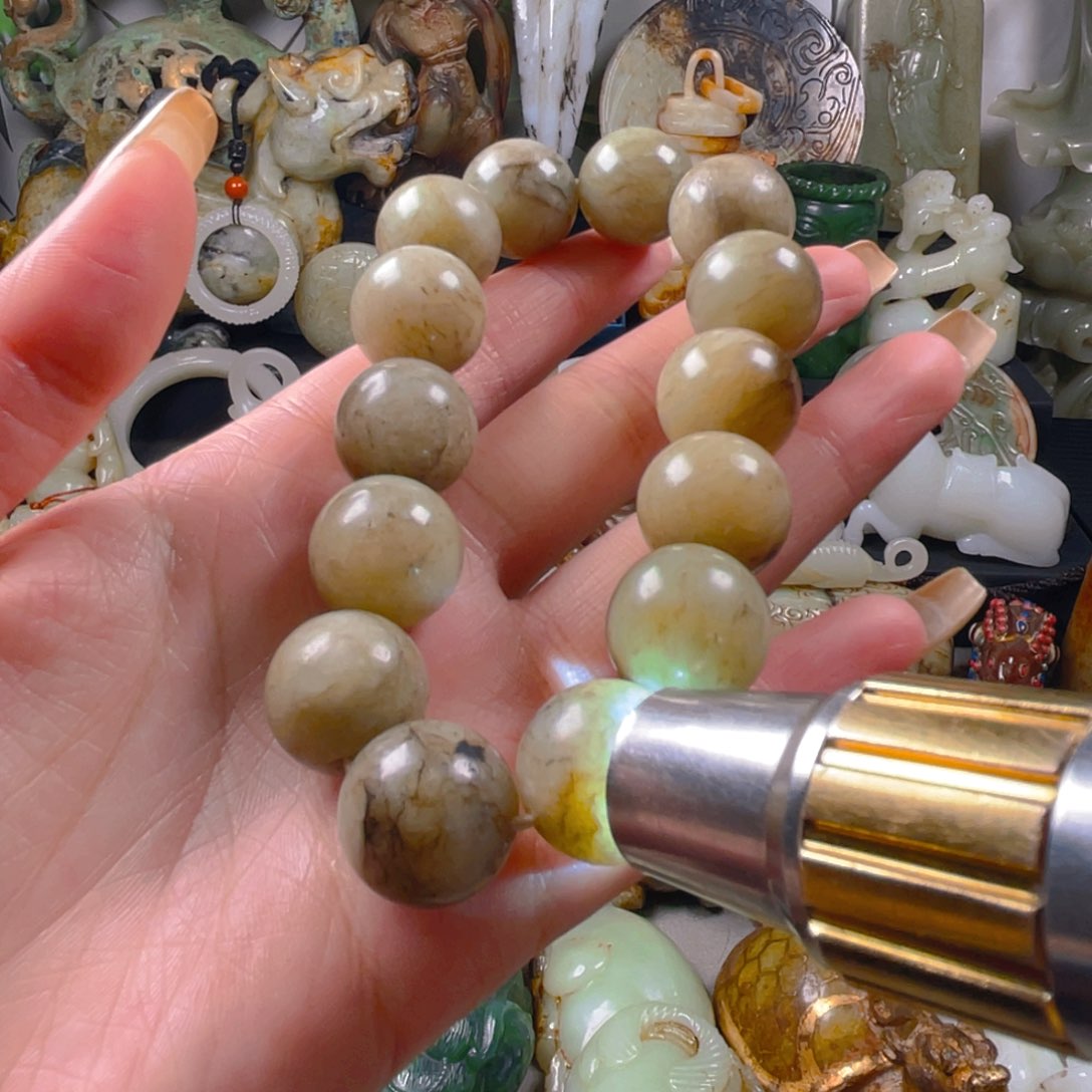 和田玉挂件未镶嵌8