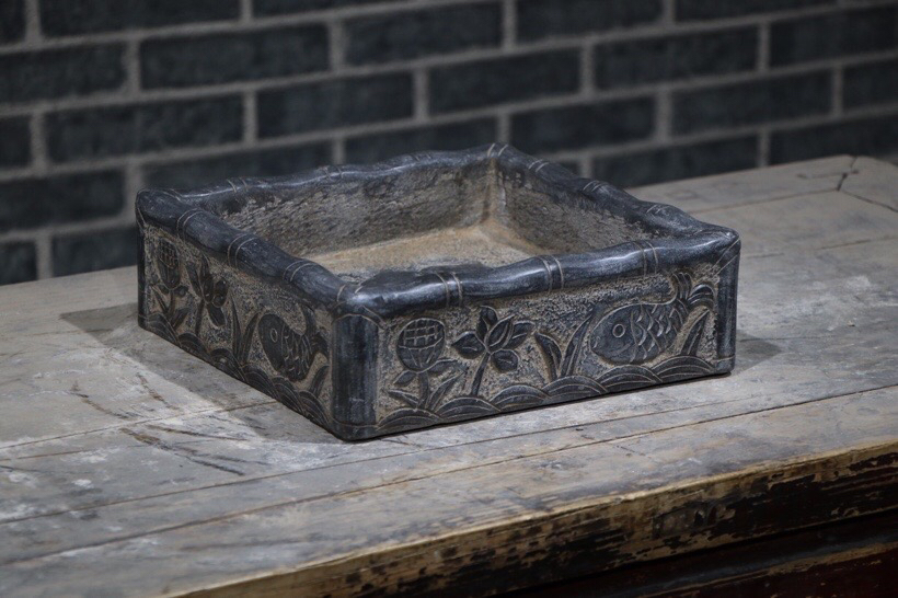 【青石莲花方盆】方正25厘米，高8.5厘米！