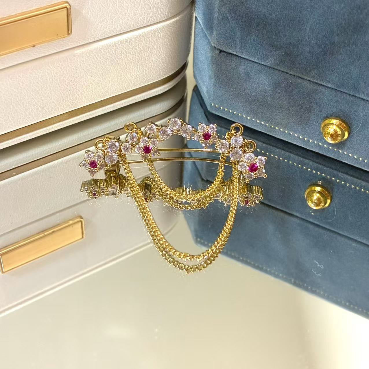合金胸针 【金链花语】简约百搭精致优雅高档春夏时尚胸针5091