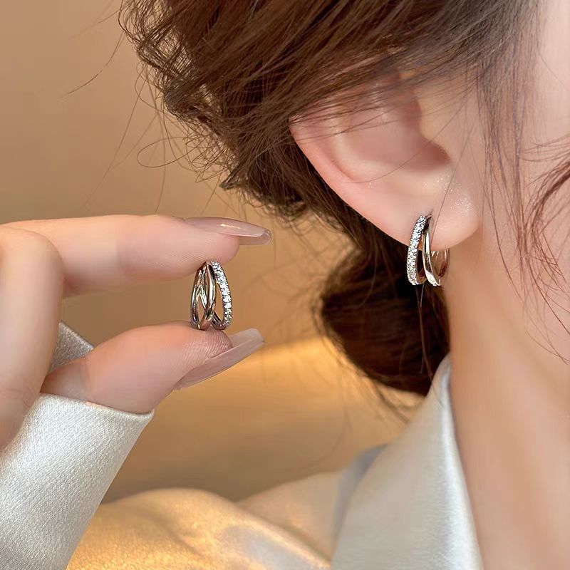 铜合金耳饰 银色圈圈耳环高级感轻奢素圈耳圈小众耳饰女N3110