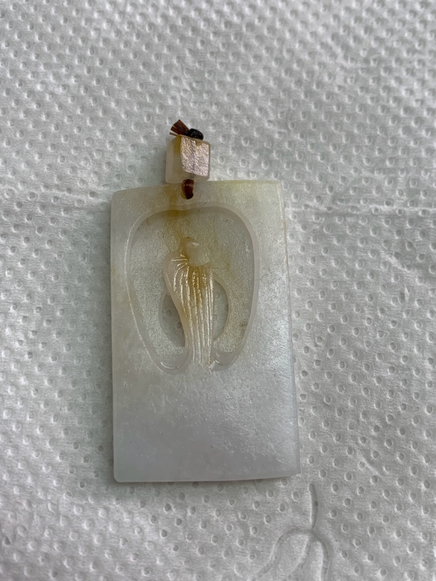 玉如军意翡翠珠宝