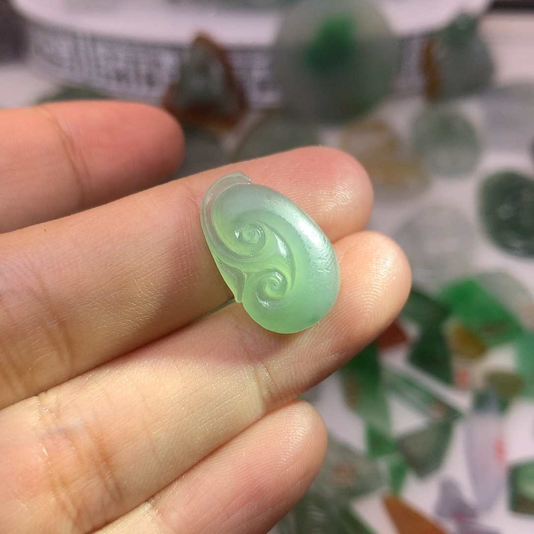 定制翡翠未镶嵌天然翡翠定制