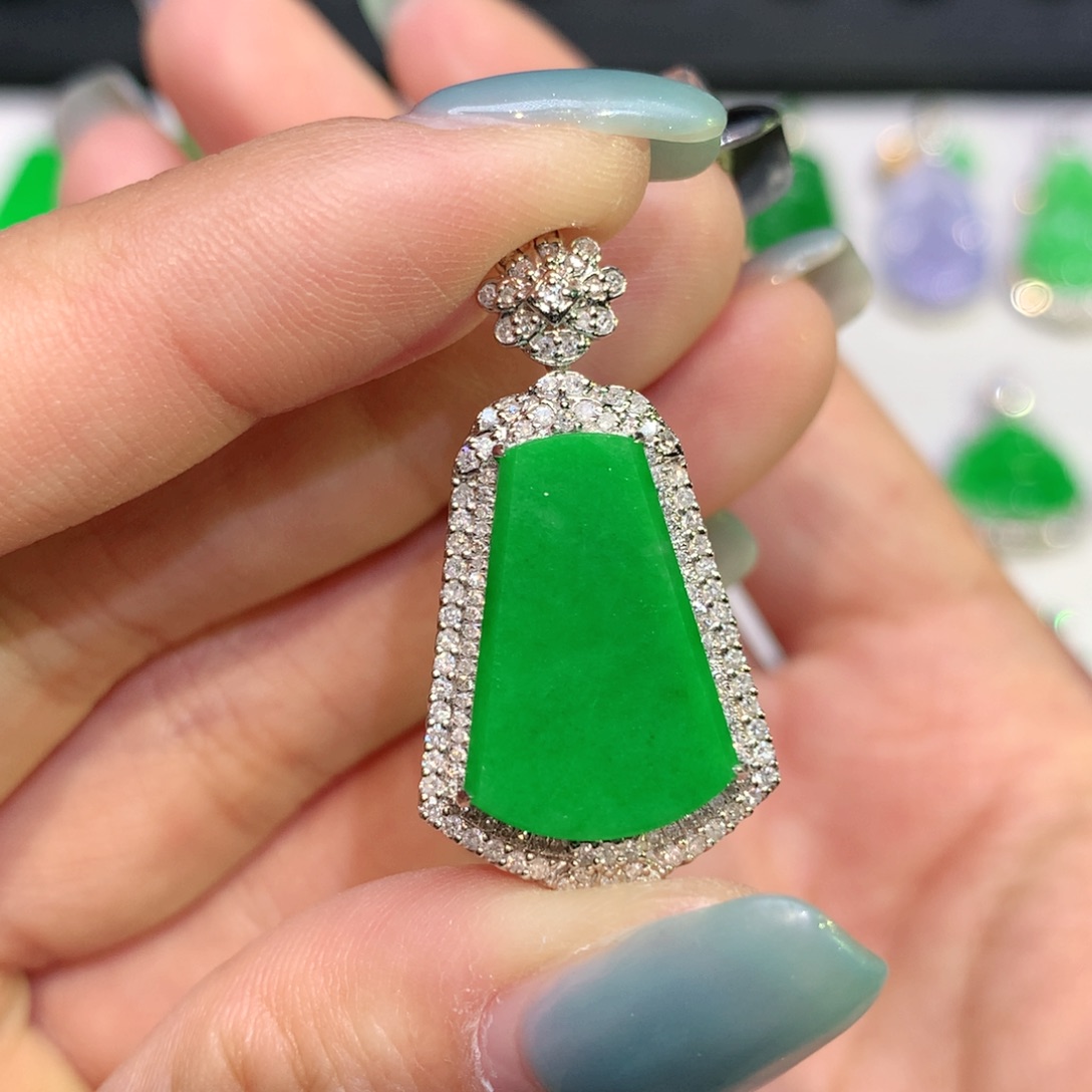 翡翠18K金镶嵌吊坠(不含链)