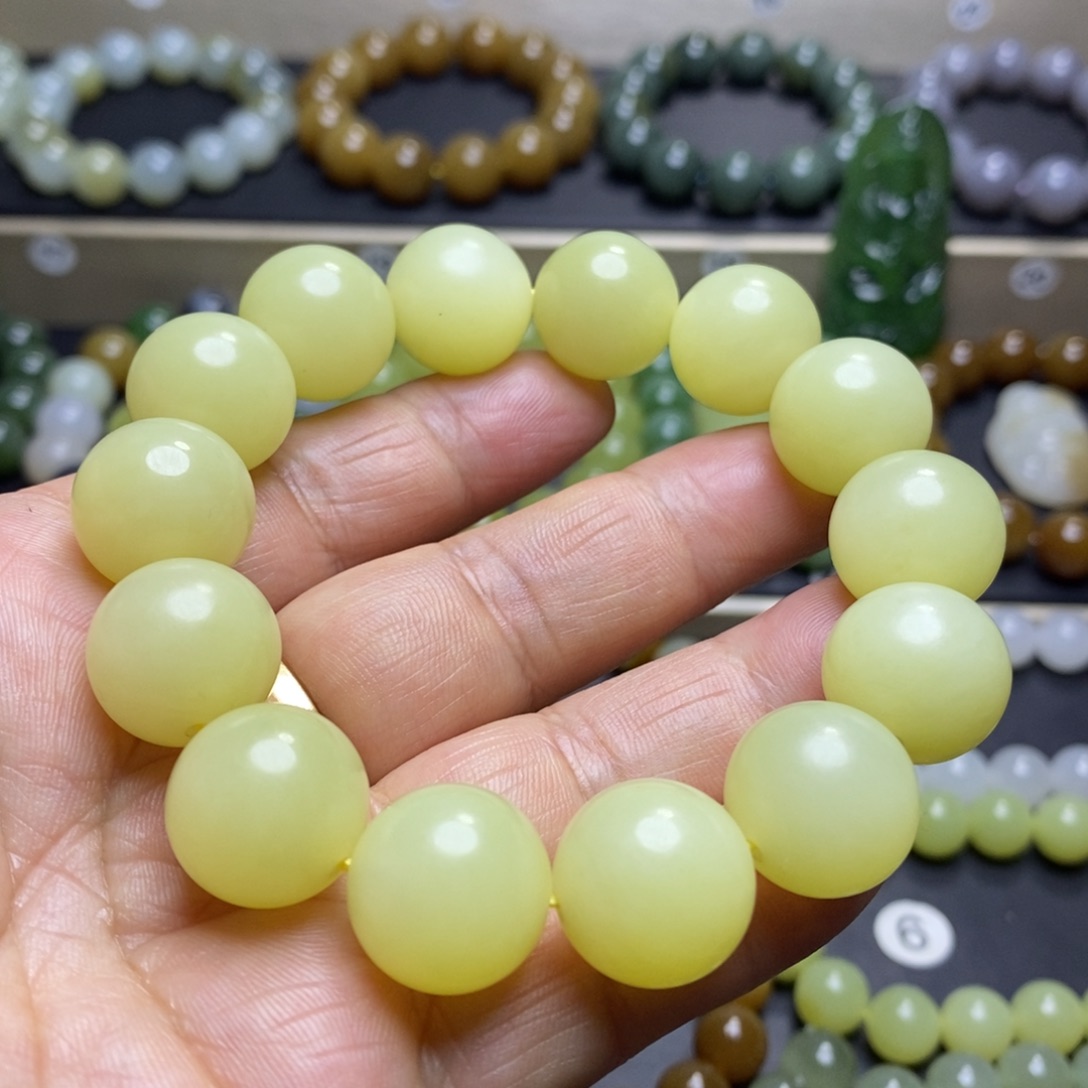 和田玉手串未镶嵌