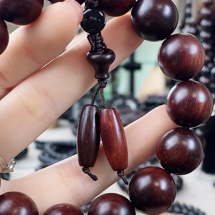 靓****檀香紫檀（小叶紫檀）1.5