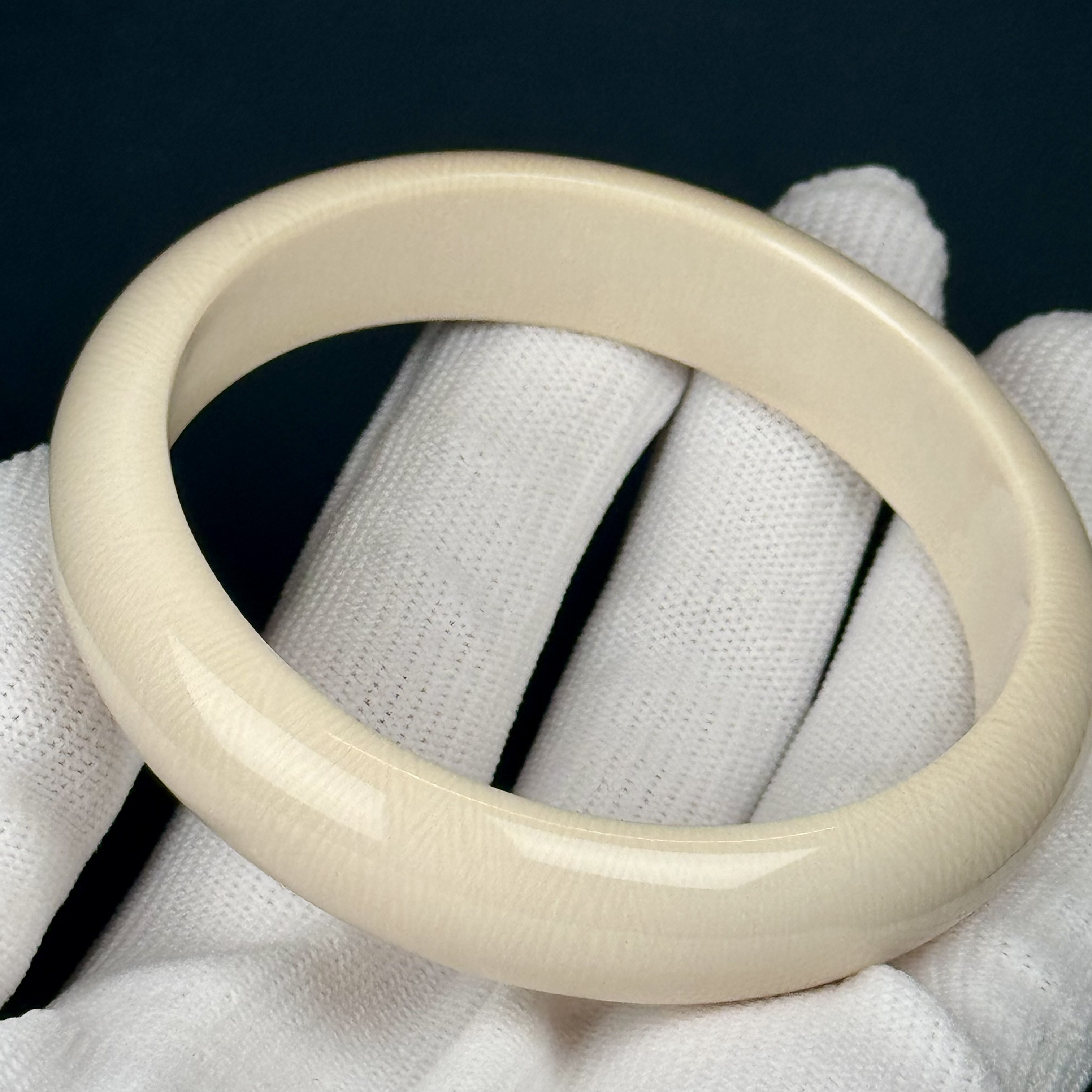 U51-76天然猛犸贵妃镯57.7mm支持鉴定假一罚四